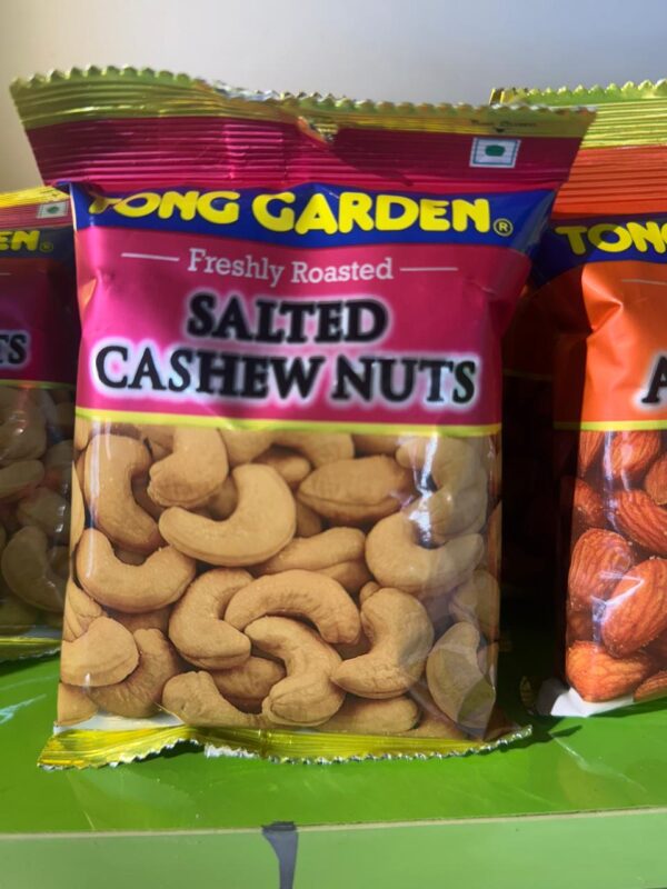 Salted cashew nuts
